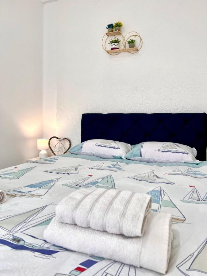 M Apartman Foca Kültér fotó