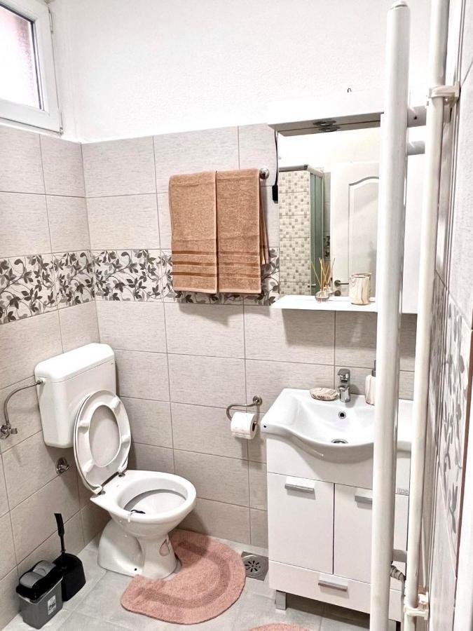 M Apartman Foca Kültér fotó